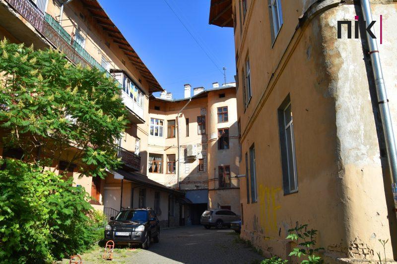 Історія навколо нас: унікальні архітектурні пам’ятки Франківська 1901 року (ФОТО) 11 DSC 0061 scaled