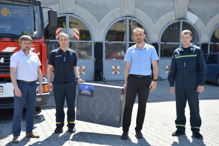 Рятувальники Прикарпаття отримали комплект супутникового Інтернету Starlink 3 FB IMG 1654753829297