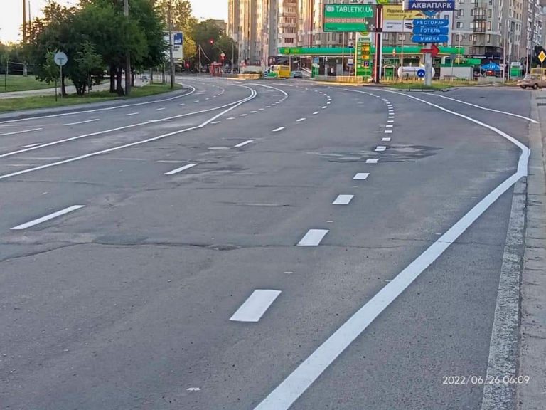 У мережі показали розмітку, яку нанесли на вулиці Довженка у Франківську 12 FB IMG 1656230595483