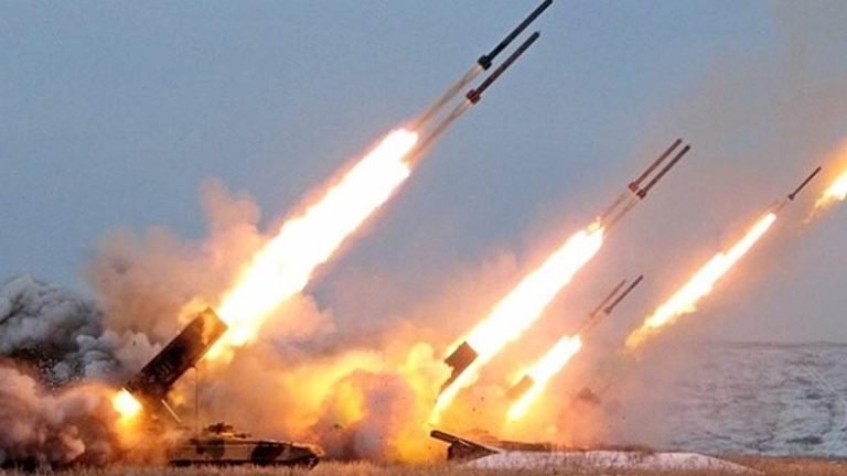 Вранці росіяни атакували Миколаїв: відомо про 8 "прильотів" 1 Російські окупанти атакували Дніпропетровщину всю ніч - голова ОВА