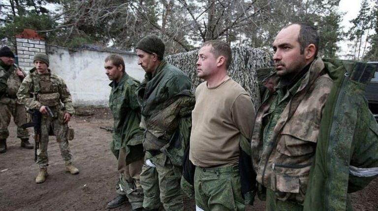 На заході Україні створили табір для полонених окупантів