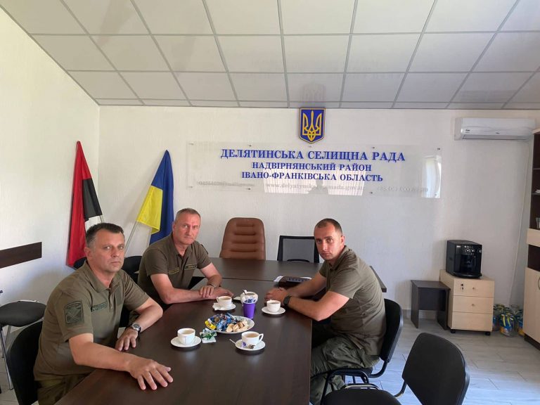 У Делятинському лісгоспі радилися, як не допустити скорочення працівників 8 У Делятинському лісгоспі радилися, як не допустити скорочення працівників
