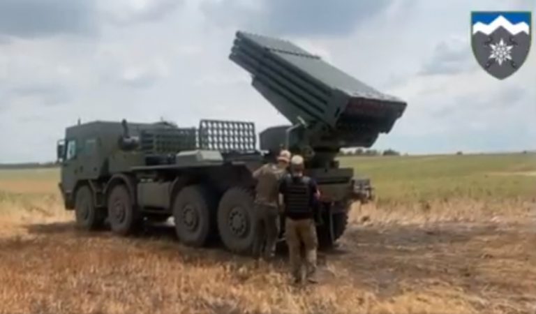 Штурмовики коломийської "десятки" показали, як валять окупантів із "Вампірів" (ВІДЕО) 2 00