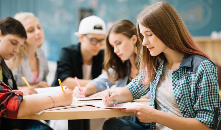 1541509779studenti 1024x615 1