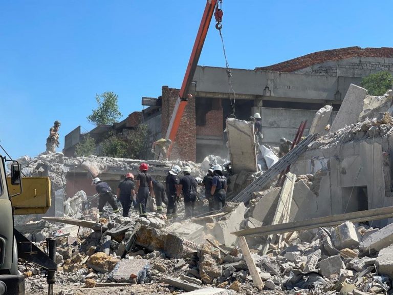 Зросла кількість загиблих внаслідок ракетного удару на Одещині 1 291510012 407063831461512 4385242532686764826 n