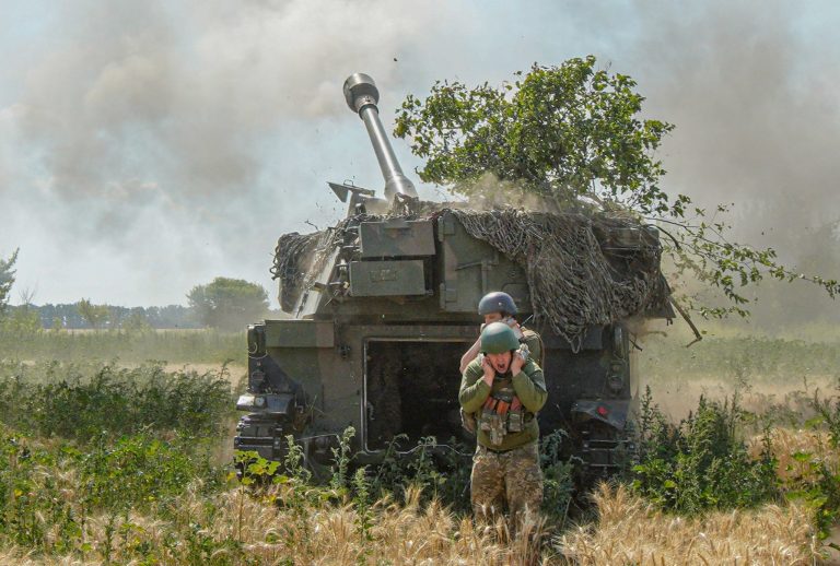 Відійшов у паніці: ЗСУ завдали втрат ворогу на Бахмутському напрямку 8 Противник у паніці відійшов: українські воїни завдали втрат ворогу на Бахмутському напрямку