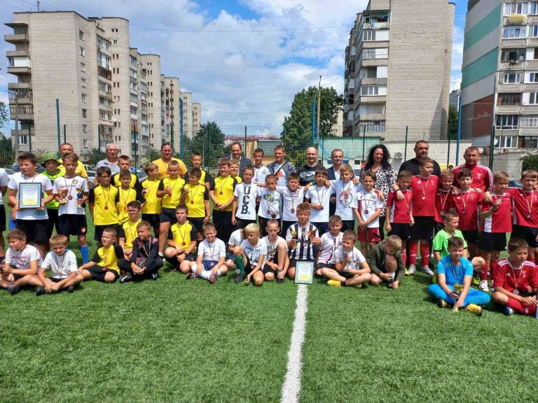 Команда Крихівців – переможець турніру з міні-футболу “Кубок міського голови-2022” 9 293929964 5303933719701154 8395534086428093986 n