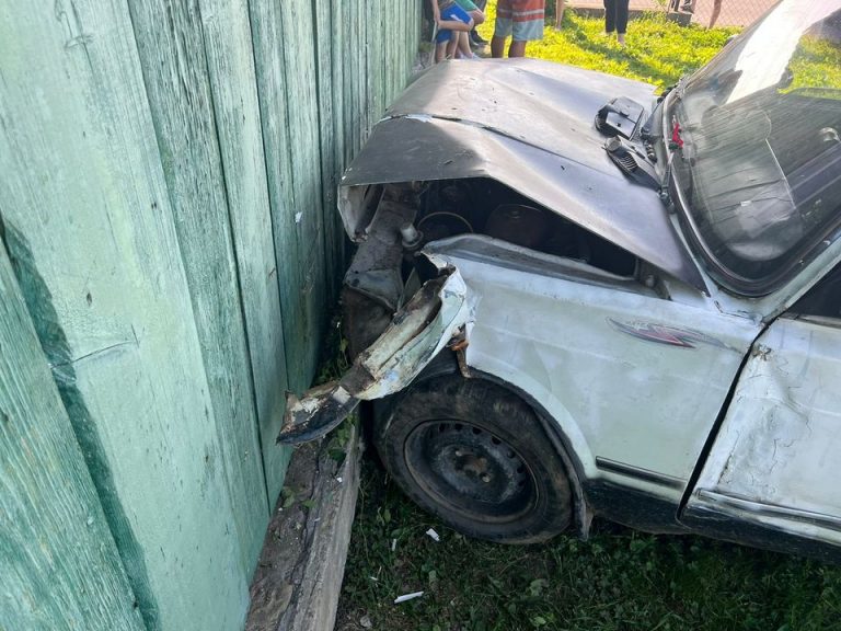 На Львівщині п'яний водій в'їхав у будинок: які наслідки (ФОТО) 1 294772610 415963230575454 2498641816810191989 n