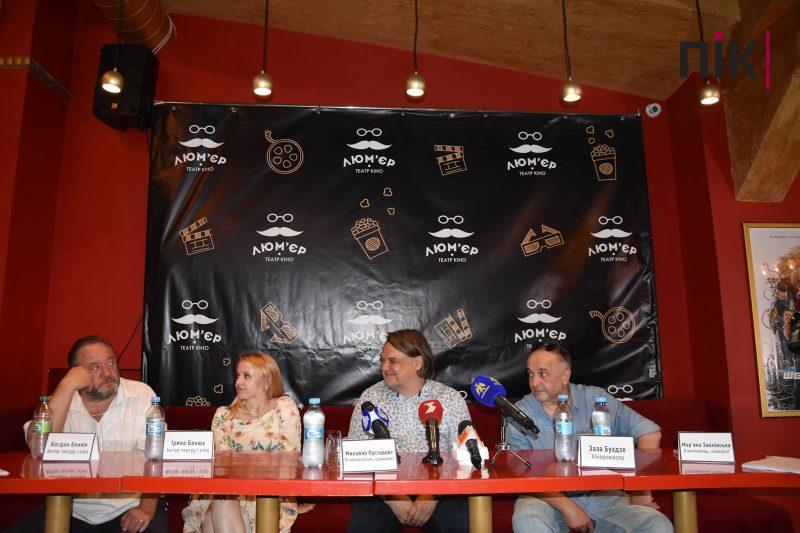 Кіно в час війни: у Франківську презентували фільм "Небо парасолька" (ФОТО) 1 295274318 442327534448978 4667791644735508023 n scaled