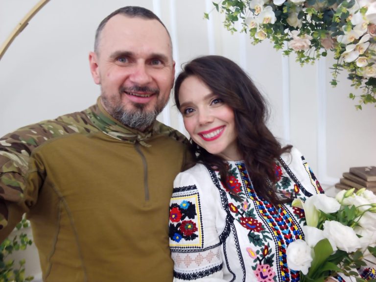 Обраницею Олега Сенцова стала дівчина з Івано-Франківська: що про неї відомо 6 62c4232fbf08d
