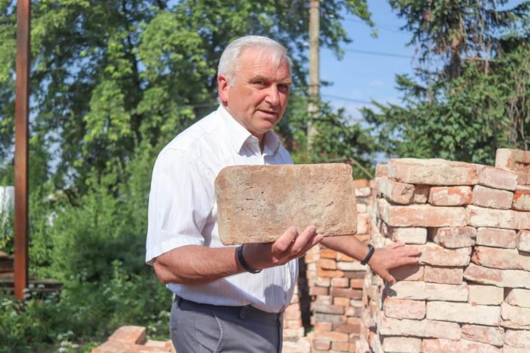 У Калуші відбудовують старовинну плебанію (ФОТО) 11 FB IMG 1657277386411