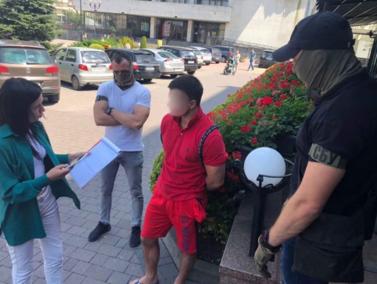 Вимагав неіснуючий борг: прикарпатські правоохоронці затримали "рекетира" 5 FB IMG 1657885975687