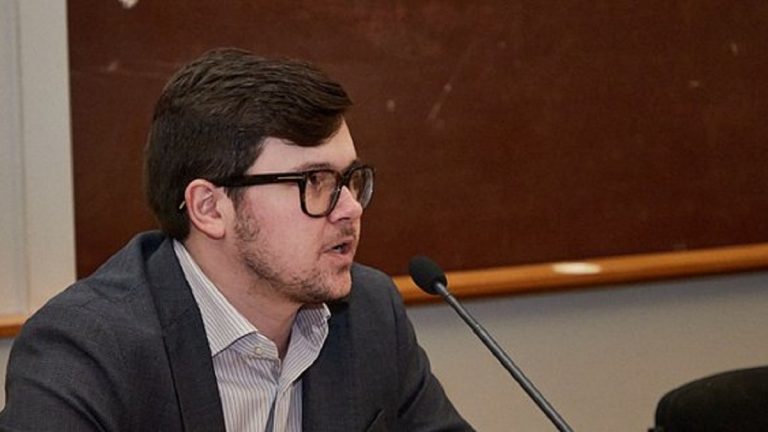 Заступник голови Харківської облради виявився громадянином РФ: що йому загрожує