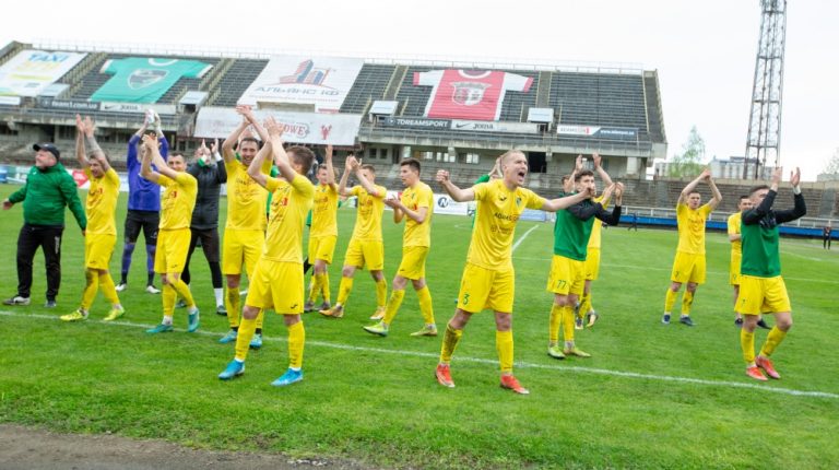 Військові послабили свої вимоги: футбольні матчі будуть у прямому ефірі 6 1620494911 7004