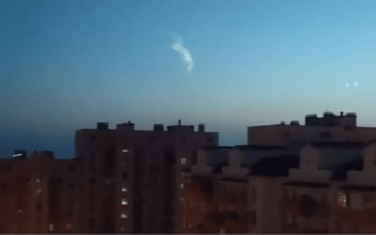 Вечірня Кримська "бавовна": у Севастополі знову лунають вибухи (ВІДЕО) 1 184d1c3c91c5f648b93de308ef8e237e