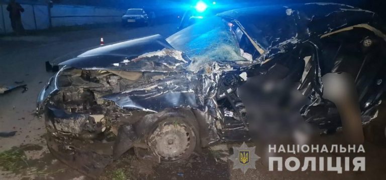 Смертельна автотроща: загинули троє людей, серед них - 7-річна дитина (ФОТО) 10 240820224