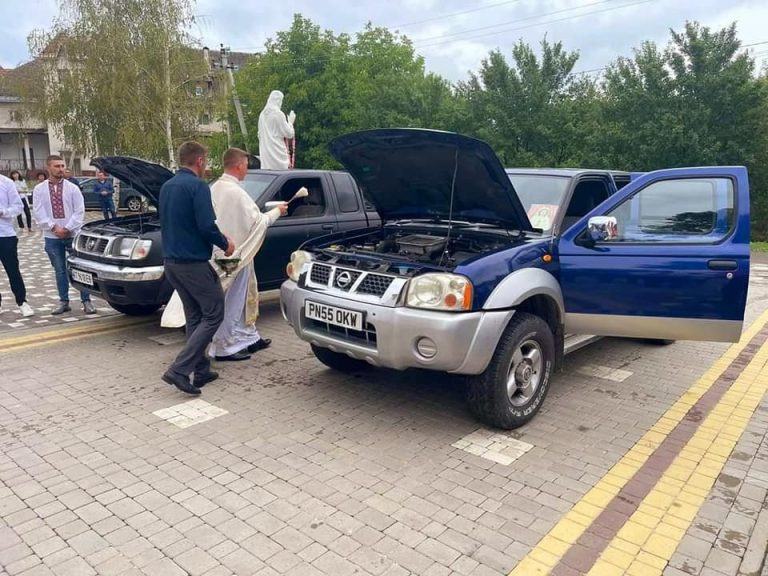 На Калущині готують на передову вже вісімнадцятий автомобіль (ФОТО) 11 296180937 3332846473666489 3184404688812168778 n