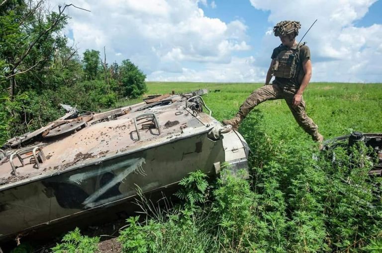 163 день оборони України: українські воїни відбили штурм ворога біля Мар'їнки та Лозового