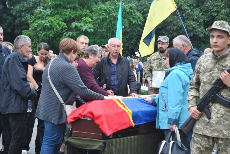 У Рогатинській громаді попрощалися із бійцем, який загинув на війні (ФОТО) 9 300126451 1237762443680796 1221155197641349389 n