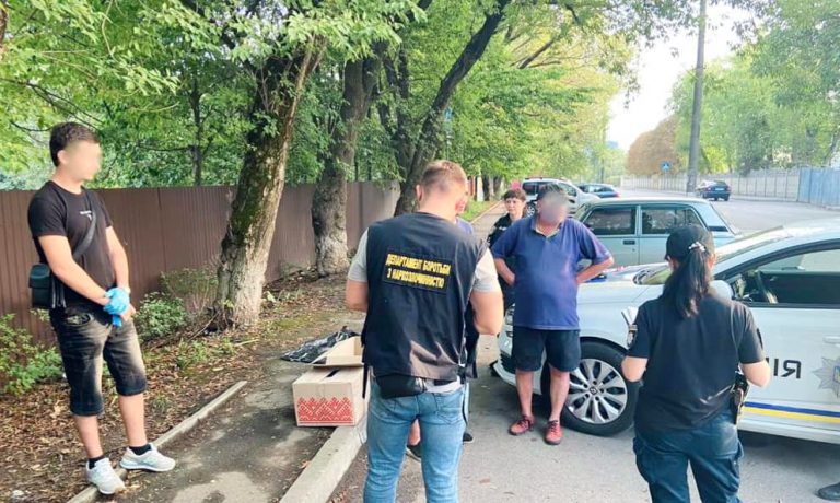 На Прикарпатті правоохоронці викрили 6 наркоторговців та речовин на мільйон гривень (ФОТО)