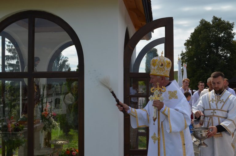 В селі Галицької громади відкрили парафіяльний музей (ФОТО) 6 300750152 507067207912220 1488147309035016439 n