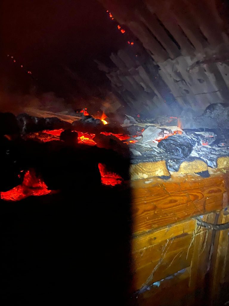 На Богородчанщині блискавка влучила у будинок: які наслідки (ФОТО)