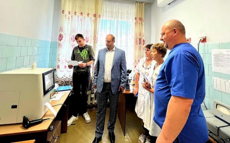 Франківський обласний госпіталь ветеранів війни отримав сучасний прилад для проведення аналізу крові 3 FB IMG 1660156728380