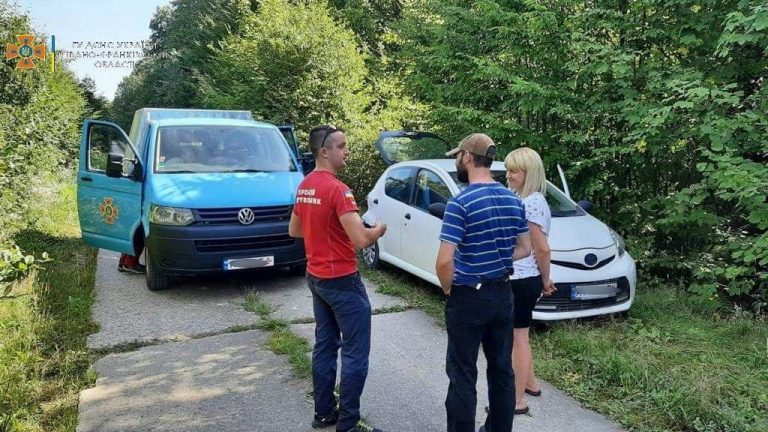 На Прикарпатті в лісі заблукали грибники 7 IMG 20220826 142511 756