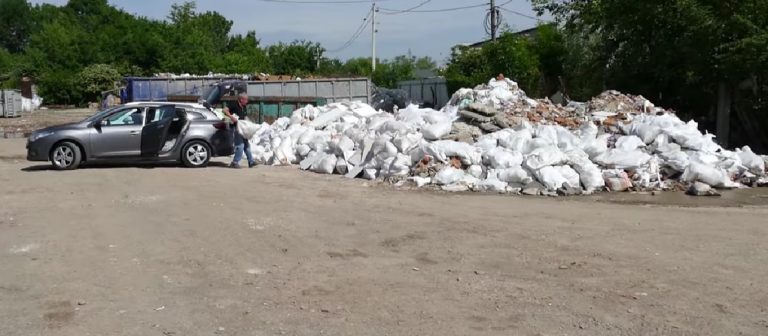 Франківці масово викидають великогабаритні відходи - скаржаться комунальники (ВІДЕО) 11 Snymok ekrana 2022 08 11 105125