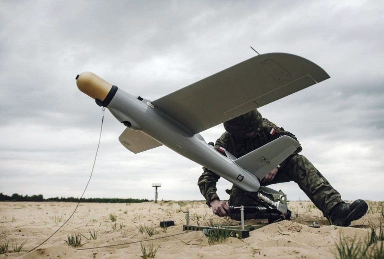 Перші 20 вже на фронті: українці зібрали 64 мільйони на 40 дронів для ЗСУ 8 Перші 20 вже на фронті: українці зібрали 64 мільйони на 40 дронів для ЗСУ