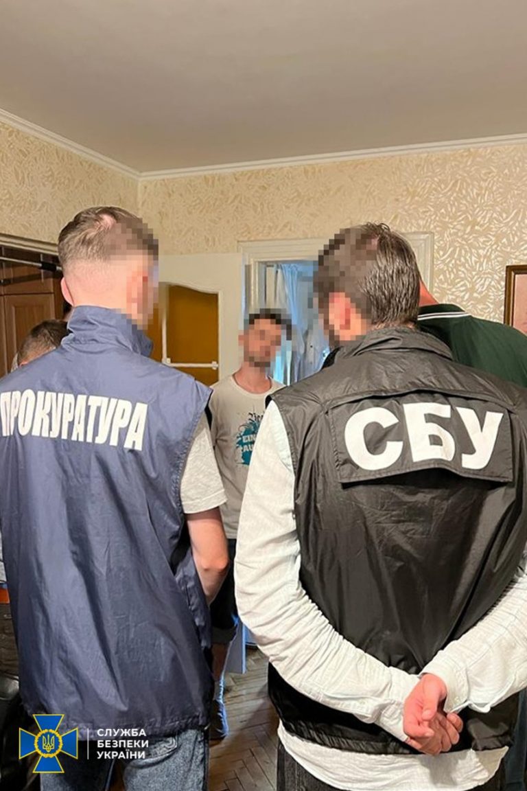 Створили Львівську народну республіку: СБУ викрила проросійських агітаторів (ФОТО) 8 Створили Львівську народну республіку: СБУ викрила проросійських агітаторів (ФОТО)