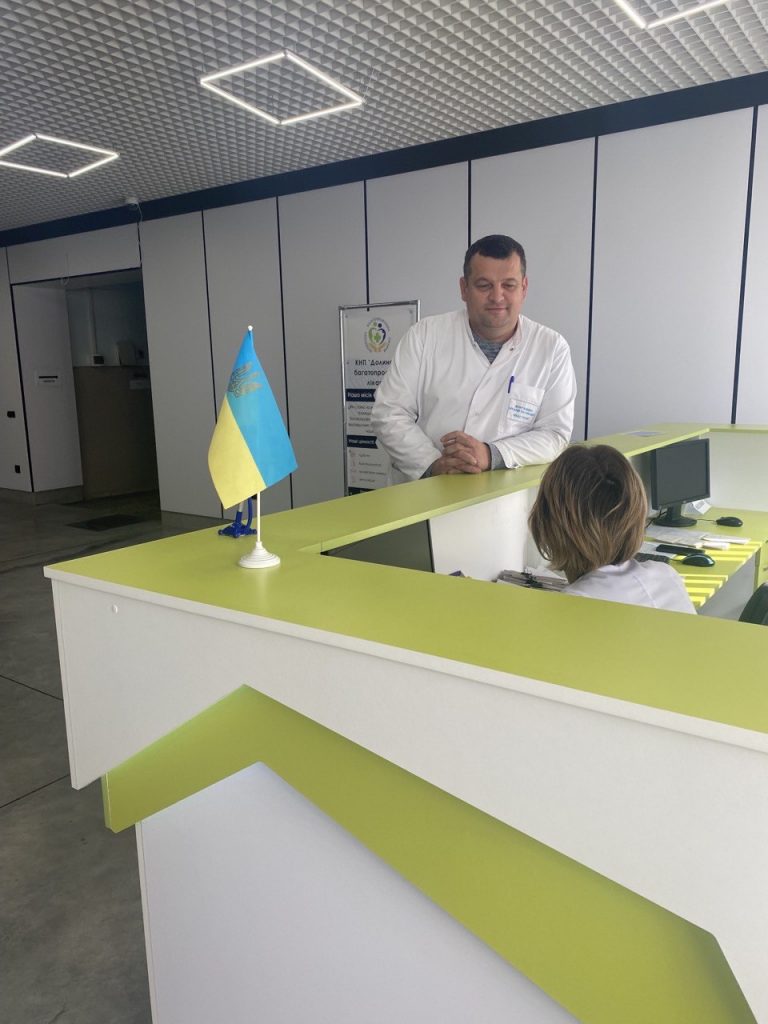 Долинська лікарня зробила ще один крок до якості послуг (ФОТО) 5 307212378 584905616757892 6513912817204643090 n