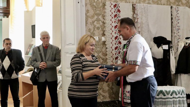 У Коломиї вручили нагороди нащадкам воїнів ОУН-УПА, але передали не всі медалі (ФОТО)