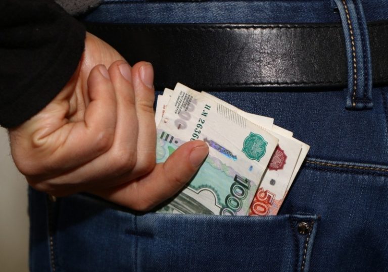 На Прикарпатті судитимуть директора-будівельника: ошукав замовника на 250 тисяч 2 bk info 164251 orig 1581673974