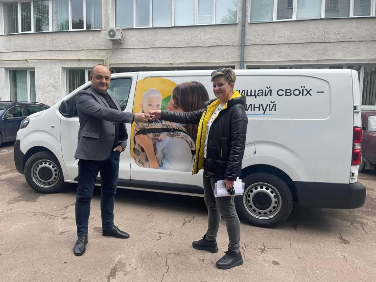 Прикарпатські медики отримали авто для транспортування вакцин 9 image 6483441 1 1