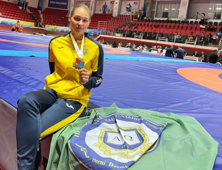 Студентка франківського вишу стала срібною призеркою Кубку світу з єдиноборства 12 photo17fff