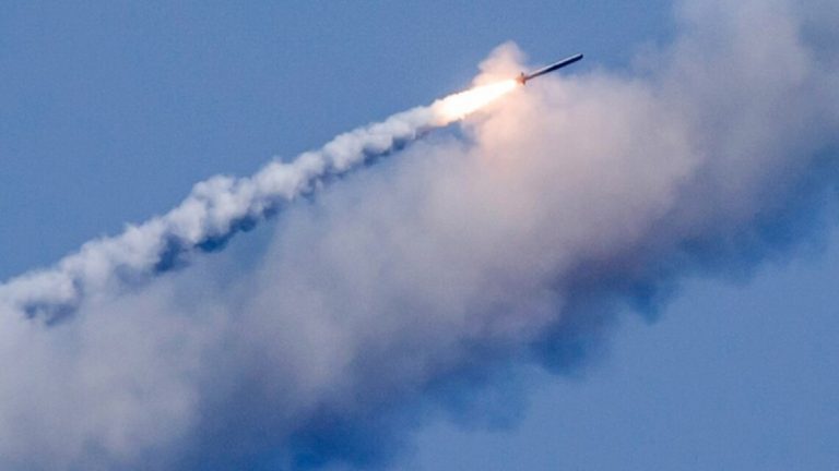 Загроза ракетного удару: на Вінниччині та Київщині спрацювало ППО 6 157334 1 large