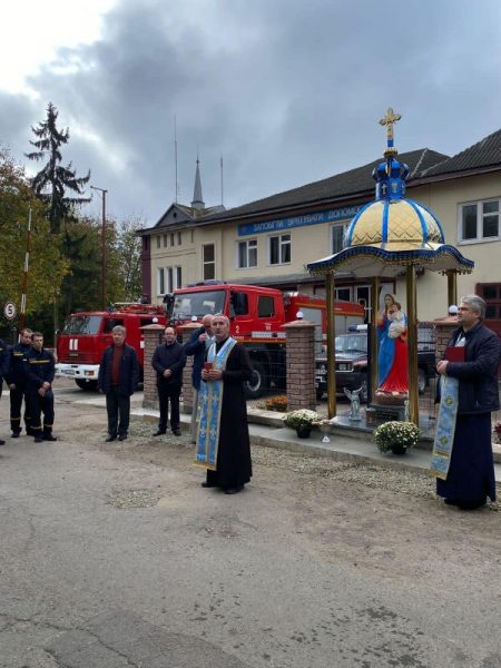 У Тисмениці на свято Покрови рятувальники відкрили новозбудовану капличку (ФОТО)