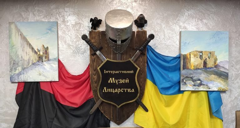 Бої на мечах, обладунки та історія: у Надвірні відкрився Музей Лицарства 2 309844839 8047429168663566 8602586544667929657 n