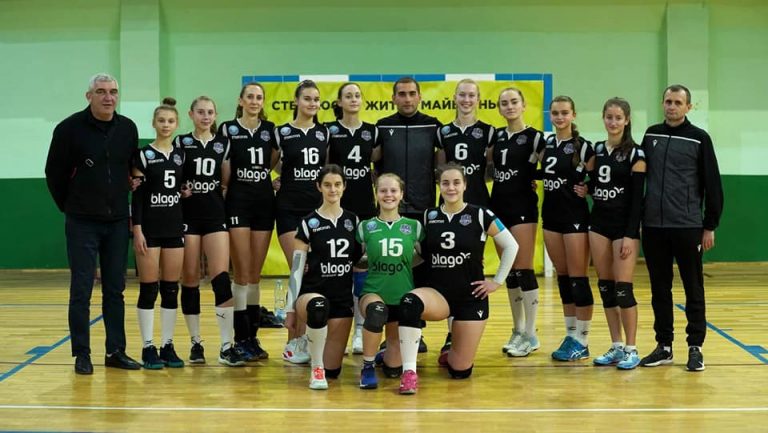 Переможний початок сезону: франківська "Олімпія" двічі перемогла у Снятині (ФОТО) 11 310061234 449179570636211 2238360661776113698 n