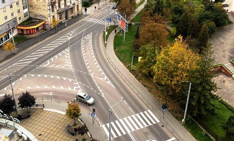 До уваги водіїв: у Франківську на вулиці Гурика - нова схема руху (ФОТО, ВІДЕО) 3 311442149 541639501296783 7507930138586422119 n 1
