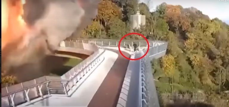 Народився у сорочці: знайшовся чоловік, який дивом вцілів на скляному мосту в Києві під час удару (ВІДЕО) 5 6347b53994621146960264111