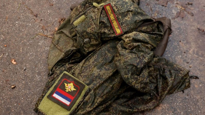 Випарувалась: у РФ зникло понад 1,5 мільйона комплектів військової форми