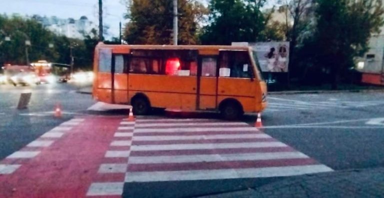 У Франківську маршрутка наїхала на 16-річного пішохода: подробиці від поліції 2 FB IMG 1664968555007