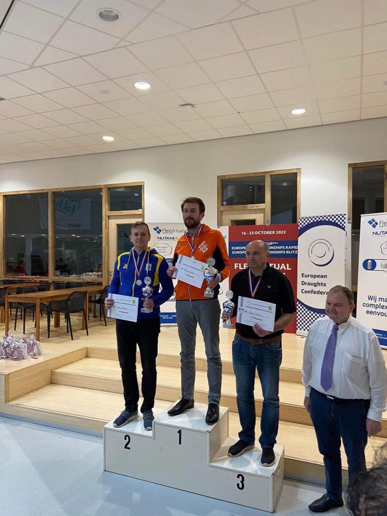 Франківець здобув "срібло" на Чемпіонаті Європи з шашок (ФОТО) 2 FB IMG 1666599082634