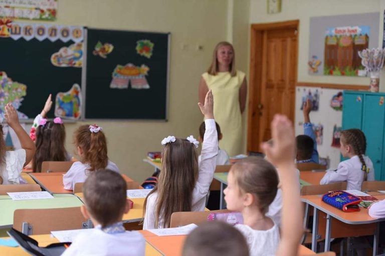 У Коломийській громаді осінні канікули розпочнуться пізніше - взимку 9 FB IMG 1666776524245