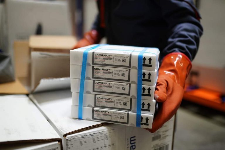 США надали Україні ще 2,3 мільйона доз вакцини Pfizer 1 FB IMG 1666953891938