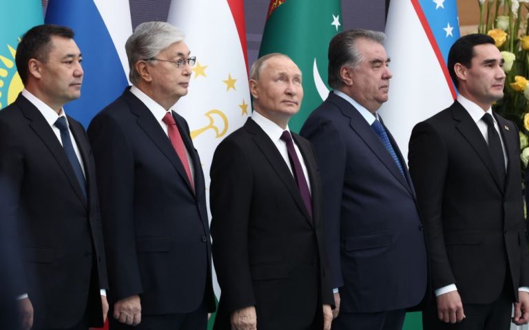 Президент Таджикистану розкритикував Путіна через недостатню повагу (ВІДЕО)