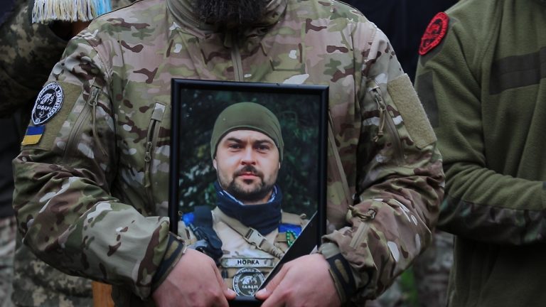 Ціною власного життя: подвиг бійця "Сафарі" Миколи Дзидзи (ВІДЕО) 4 s1 1
