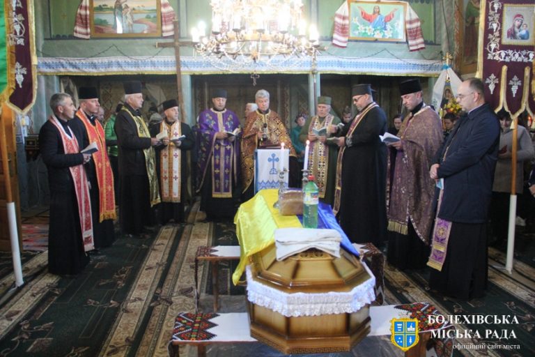 Болехівська громада попрощалася із захисником України Василем Гаївим (ФОТО) 4 1667548349 img 3197